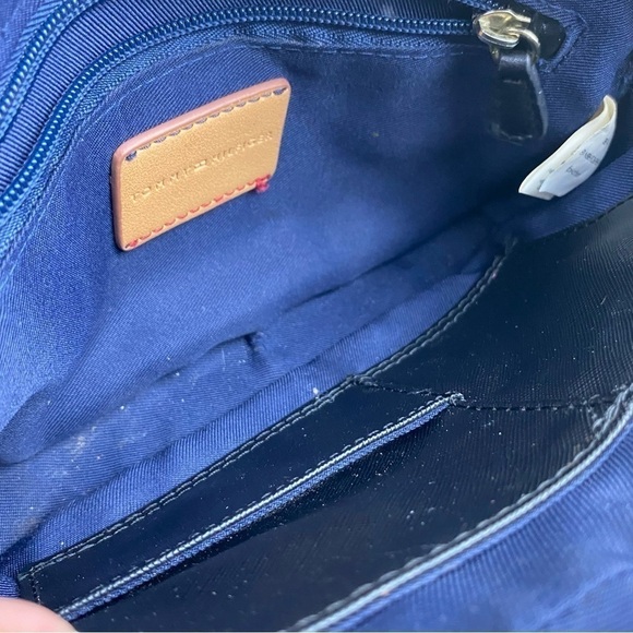 TOMMY HILFIGER CROSSBODY BAG - Picture 10 of 13